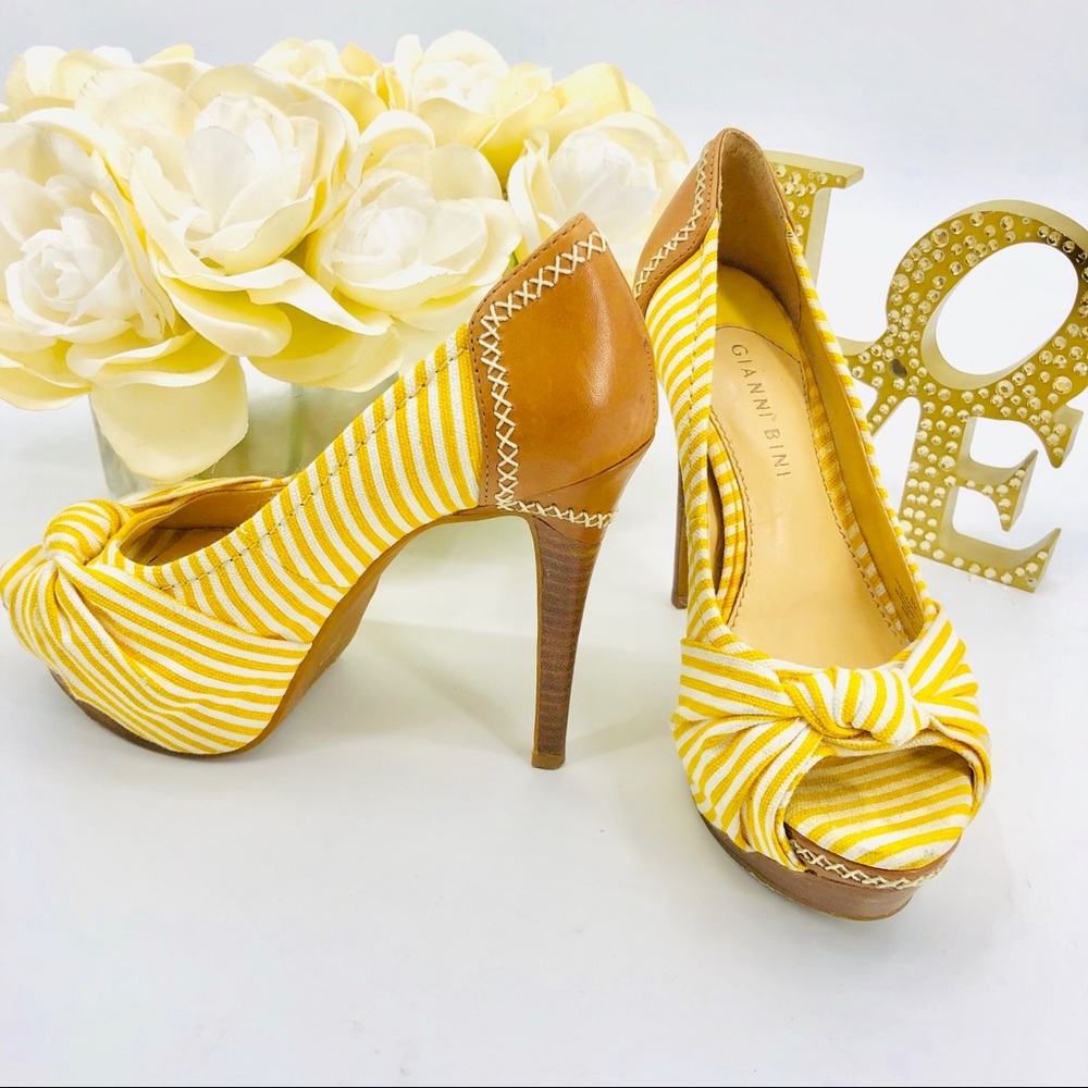 Gianni Bini Striped Peep Toe Pumps Heels - Picture 6 of 7